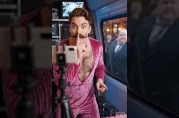 Undercover with the FBI: Carmine Clams’ Legendary Linguine | Chest Hair Food Reviews