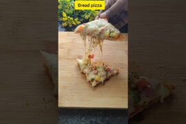 Cheesy Bread Pizza Recipe l perfect evening snack🍕😋#shorts#trending#bread#pizza#recipe#homemade