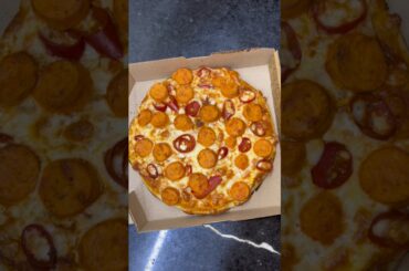 🤪spice chicken pizza 😋🍕#shorts#virel##1millionviews #pizza #pizzalover#food #ytshorts.