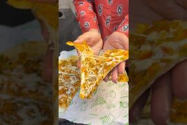 **Bina Base ka Pizza🍕😳** #shorts #food #viral #trending #recipe #cooking #fun#ytshorts #easy#yummy