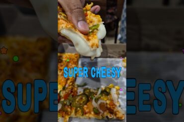 Big Big 6 in 1 Cheese Burst Pizza at Domino’s #ad #HostwithDominos #DominosIndi #CheeseBurst