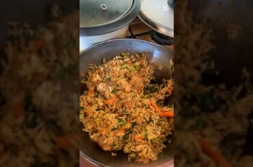 riso al pollo ancora più piccante 🌶️ 🥵#europa #cooking #recipe #food #italy #europeantaste