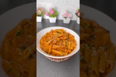 Simple Red sauce Pasta Recipe 😍 #shorts #youtubeshorts #recipe #pasta #redsuce