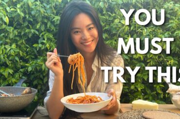 Pasta all’Amatriciana | ONLY 3 INGREDIENTS! (Italian Bacon Tomato Pasta)