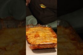 The BEST Cheesy Chicken Enchiladas