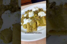 Paccheri al Pistacchio with Sausage | Creamy Italian Pasta Recipe 🇮🇹