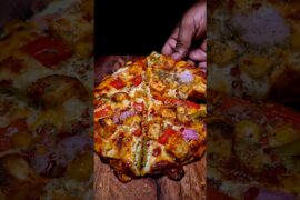 This Pizza Will Make You Hungry 🍕