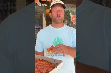 Dave Portnoy Discovers INCREDIBLE New Haven Style Pizza In Florida
