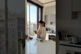 Tortellini soup in Italy #cooking #vlog #asmr