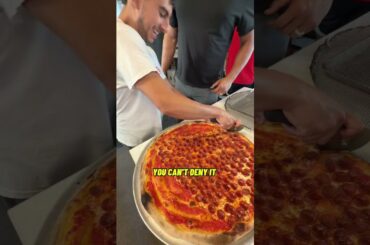 That two foot pizza is INSANE #Pizza #Miami #FYP