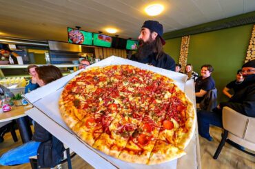 WIN 2000 CASH IF YOU CAN BEAT DENMARK'S BIGGEST PIZZA CHALLENGE! | BeardMeatsFood