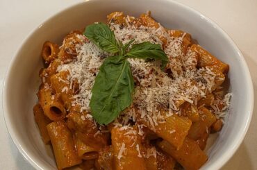 Pasta alla Zozzona
