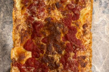 Home Oven Detroit Style Pizza
