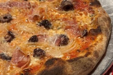 Satisfied with the color of this crust.