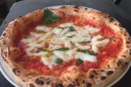 Neapolitan pizza = Caputo 65% flour 24h + Emozione Pizza Party + Saputo biscotto