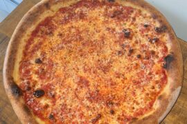 I made a 16-inch plain pie at home 🧀🥫