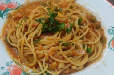Homemade tomato pasta