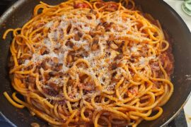 bucatini amatriciana