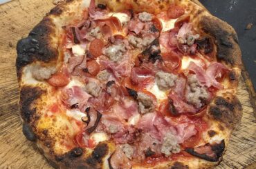 Another burnt pizza, the Meat bus