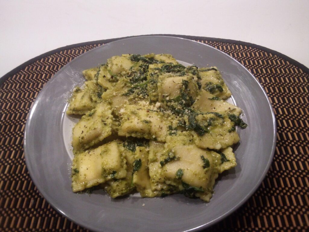 Butternut Squash Ravioli with Spinach-Pecan Pesto