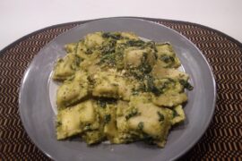 Butternut Squash Ravioli with Spinach-Pecan Pesto