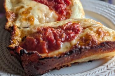 Detroit pizza