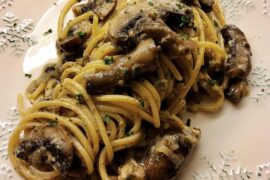 Spaghetti tonno e funghi
