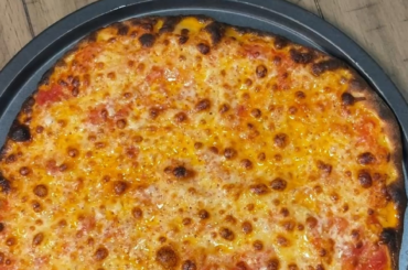 Day 144 of making pizza every day. Everyone loves a good cheese.