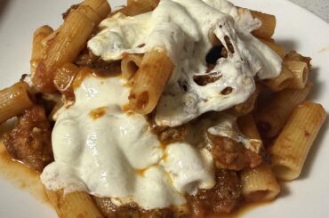 Baked sausage rigatoni