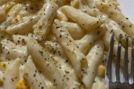 Penne Pasta with a white cream sauce made by Mr Wash (that's me ) [OC]