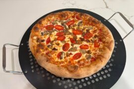 Monday night pizzas, wife says they were my best yet