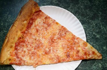 Made a Chicago style pizza to celebrate Illinois losing the national championship.