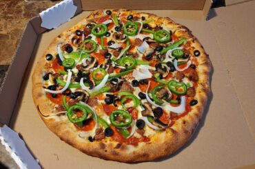 Cream cheese filled crust