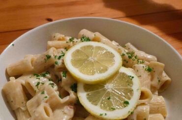 Homemade lemon pasta