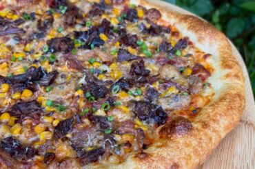 Corn, Plantain, Yangnyeom Beef Pizza
