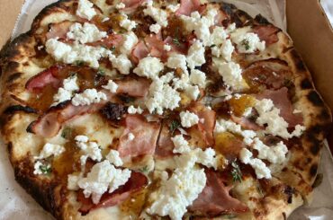One of my favorites; Fig and Pig. Ham, caramelized onions, fresh whole milk mozzarella, fig preserves, homemade ricotta, and thyme. Gozney Rocbox.