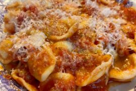 Orrechiette with tomato sauce