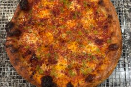 Mozzarella/Shredded Pepperoni/Green Peppers/Garlic Butter Crust