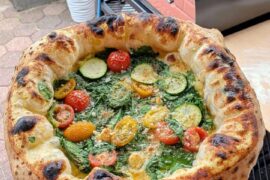 Neapolitan pizza in dual fuel oven Bollore