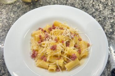 Why is my rigatoni cracking?