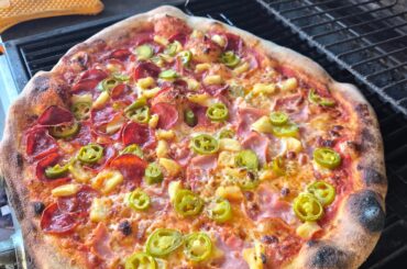 18 inch pies are my fav to make!