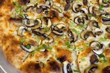 White pizza with mushrooms