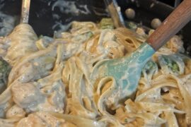 my chicken and broccoli 🥦 alfredo