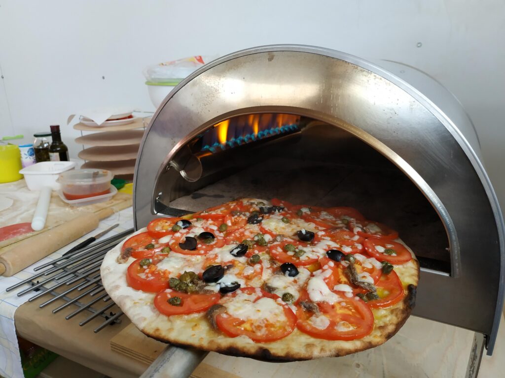 I tried refractory bricks for baking crispy pizza in Ardore oven