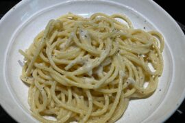cacio e pepe using only the traditional ingredients.