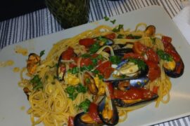 La mia linguina con le cozze [homemade]