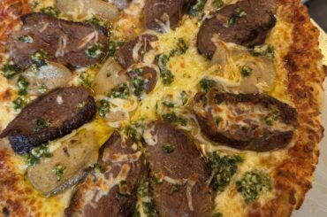 Foie gras & duck breast pizza