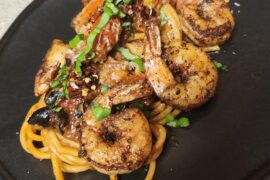 Buccatini putanesca Con i gamberi