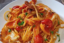Le mie squisite linguine pomodorini e seppie🤗