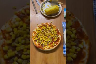 #pizza #cornpizza #foodie #cooking #cookingshorts #dominospizza #mcdonaldsbreakfast #sweatpizza